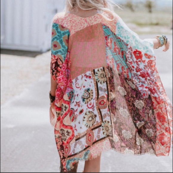 🥳HP🥳 Floral Bohemian Kimono - Picture 3 of 7